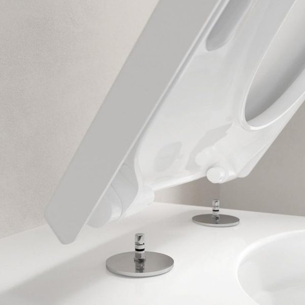 Villeroy and Boch Subway 3.0 TwistFlush Back to Wall Toilet + Soft Close Seat - Image 9