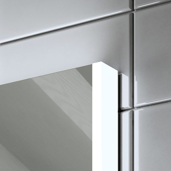 HIB Connect 50 Bluetooth LED Ambient Rectangular Mirror - Image 3