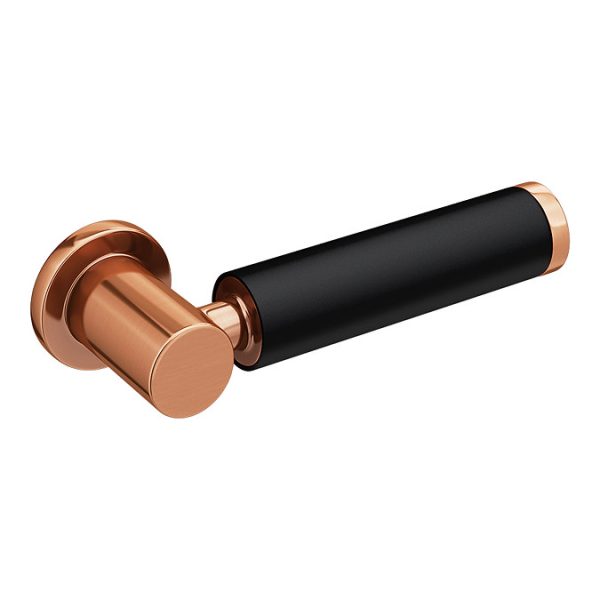 Arezzo Traditional Toilet with Rose Gold and Matt Black Lever - Image 2