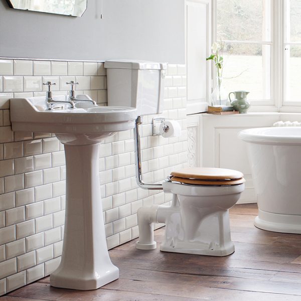 Burlington Regal Low Level WC   51cm White Ceramic Cistern   Ceramic Lever Flush - Image 2