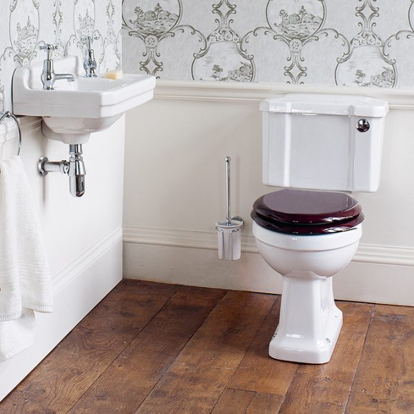 Burlington Regal Slimline Close Coupled Traditional Toilet   Button Flush - Image 2