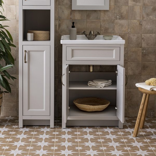 Chatsworth Traditional Grey Vanity 620mm Wide - Image 5