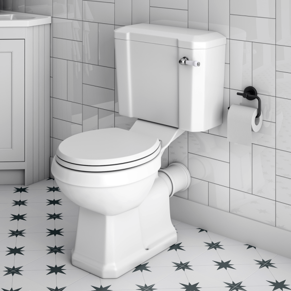 Chatsworth Close Coupled Traditional Toilet + Soft Close Seat