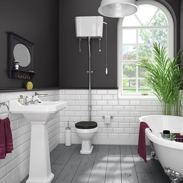 Chatsworth High Level Traditional Toilet - Image 4