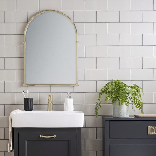 Chatsworth Traditional 673 x 490mm Arched Mirror   Brushed Brass - Image 4