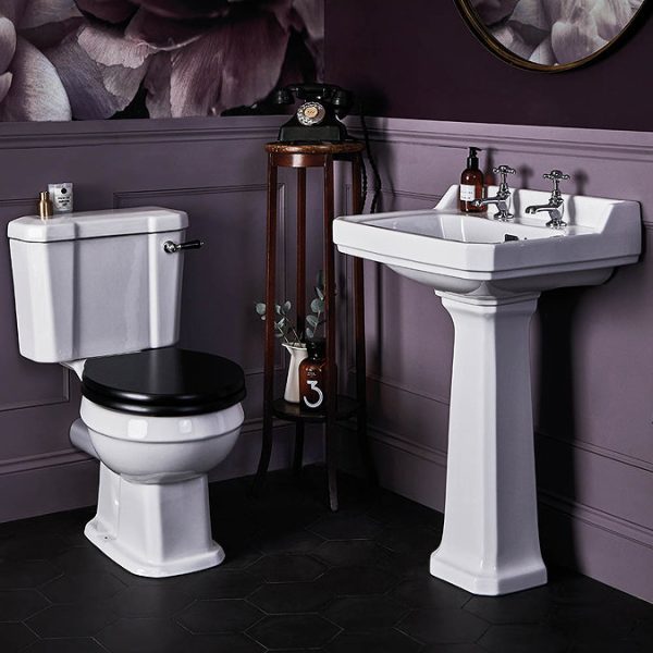 Bayswater Fitzroy Traditional Close Coupled Toilet with Ceramic Lever Flush - Image 3