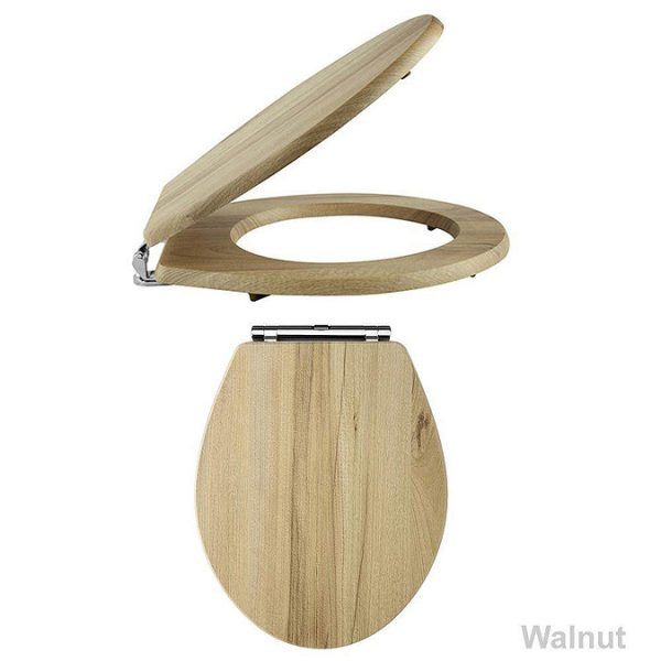 Keswick Traditional Close Coupled Toilet + Soft Close Seat - Image 4