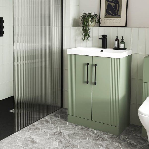 BC Designs Slipp 1590mm Modern Slipper Freestanding Bath - Image 2
