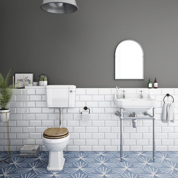 Carlton Low Level Traditional Toilet   Excludes Seat - Image 2