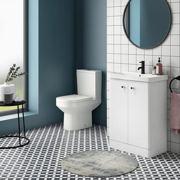 Metro Rimless Close Coupled Modern Toilet + Soft Close Seat - Image 6