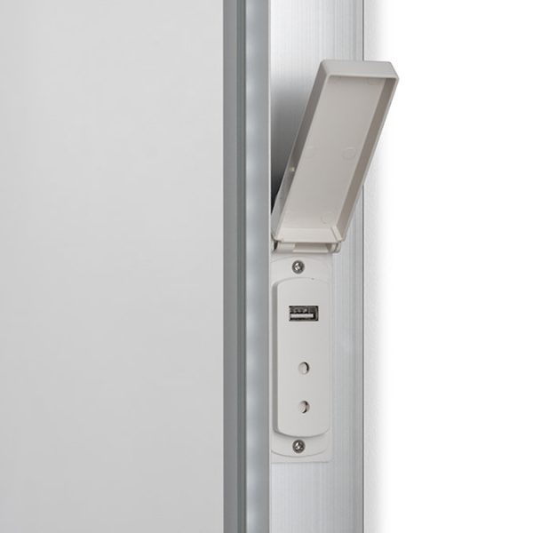 Croydex Hang N Lock Illuminated Mirror with Shaver Socket   800 x 600mm - Image 2