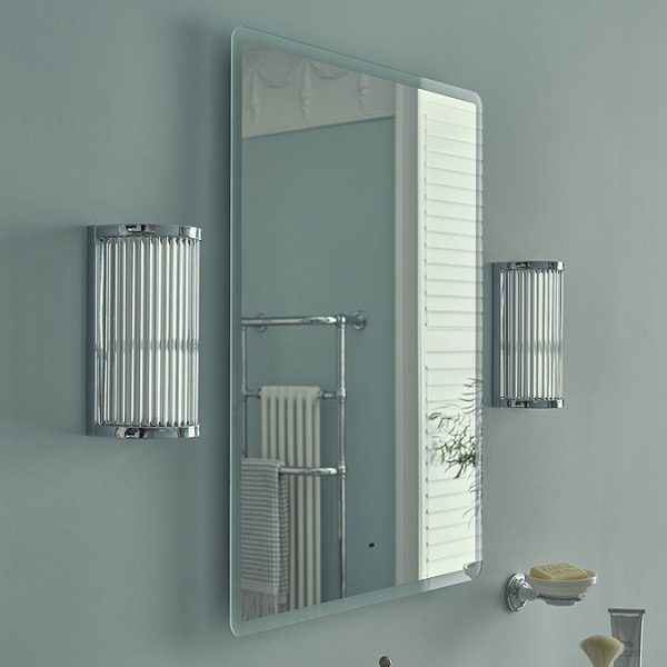Heritage Stanmer 600 x 800mm Illuminated Rectangle Mirror with Demister Pad - Image 2
