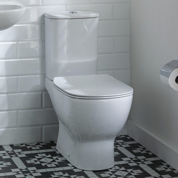 Ideal Standard Tesi AquaBlade Close Coupled WC + Seat - Image 5