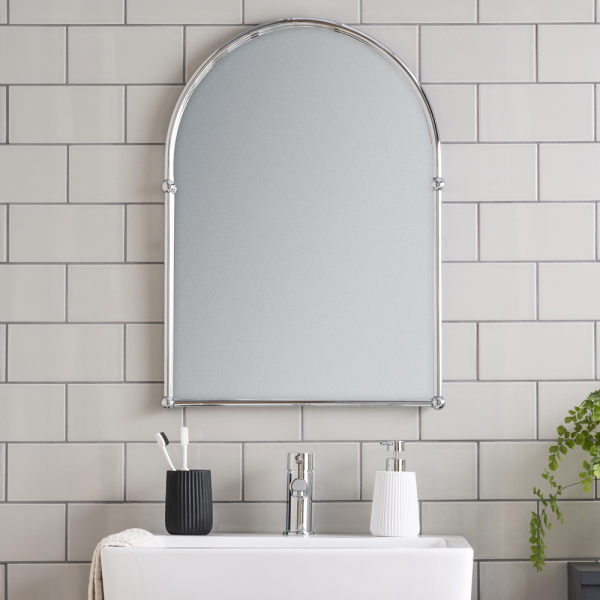 Chatsworth Traditional 673 x 490mm Arched Mirror   Chrome