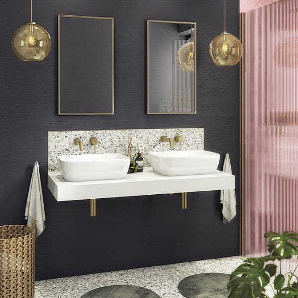 Venice Brushed Brass 400 x 700mm Rectangular Mirror - Image 5