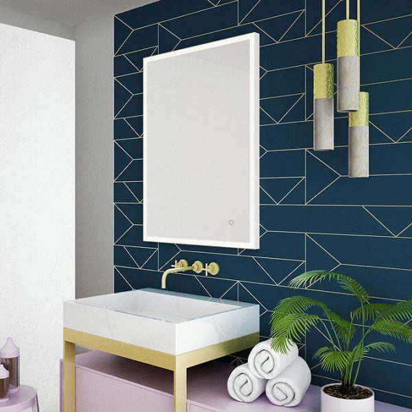 Venice White 1000 x 700mm LED Illuminated Mirror with Demister Pad - Image 3