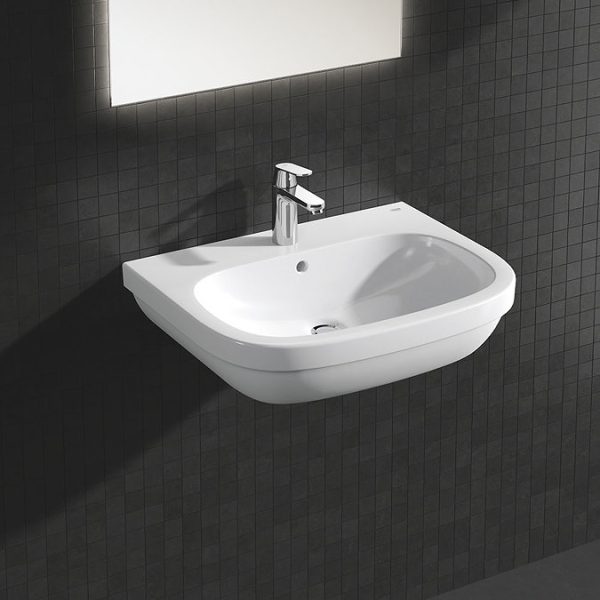 Grohe Eurosmart Cosmopolitan M Size Mono Basin Mixer with Pop up Waste - Image 2
