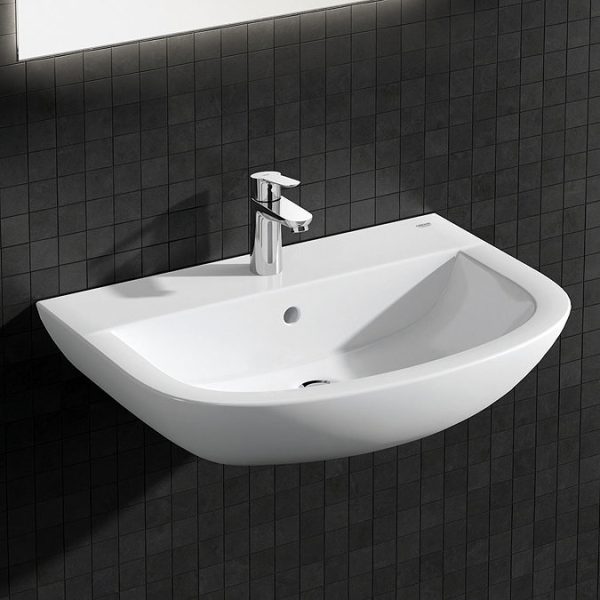 Grohe BauEdge Mono Basin Mixer with Pop up Waste - Image 4