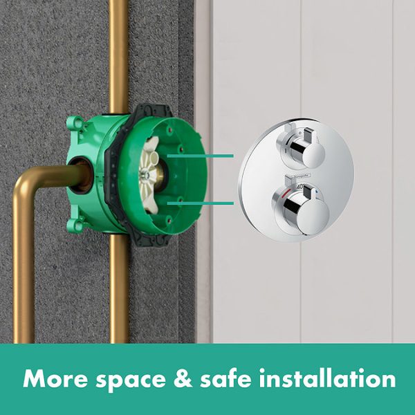 hansgrohe Croma S Complete Shower Set with Wall Mounted Shower Handset - Image 3