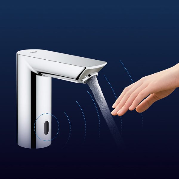 Grohe Bau Cosmopolitan E Infra Red Electronic Basin Tap - Image 2