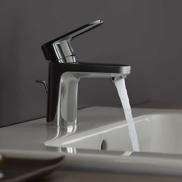 hansgrohe Vernis Blend Single Lever Basin Mixer 70 with Pop up Waste