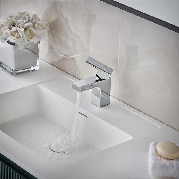 hansgrohe Vernis Shape Single Lever Basin Mixer 70 without Waste   Chrome - Image 2