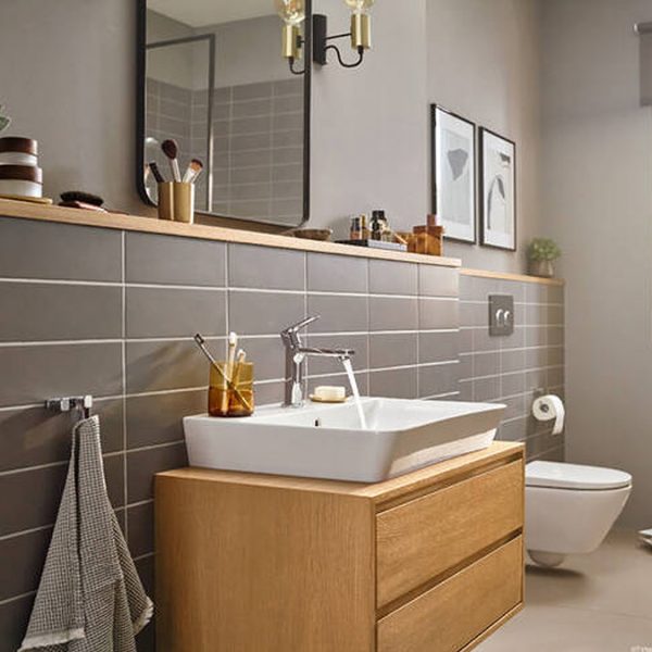 hansgrohe Rebris E Single Lever Basin Mixer 110 with Pop up Waste   Chrome - Image 3