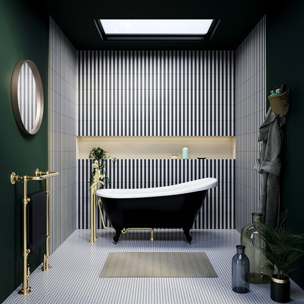 Astoria Black 1550 Roll Top Slipper Bath + Matt Black Leg Set - Image 2