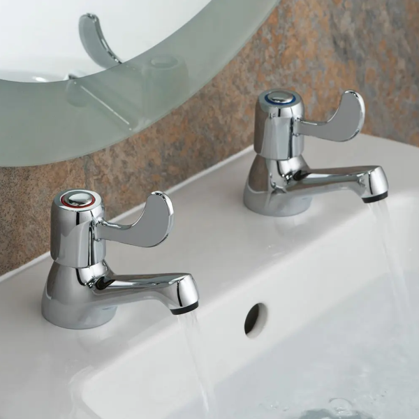 Vado Astra Basin Pillar Taps 1/2" with Lever Handle