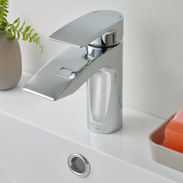 Vado Rowe Mono Basin Mixer + Universal Basin Waste - Image 2