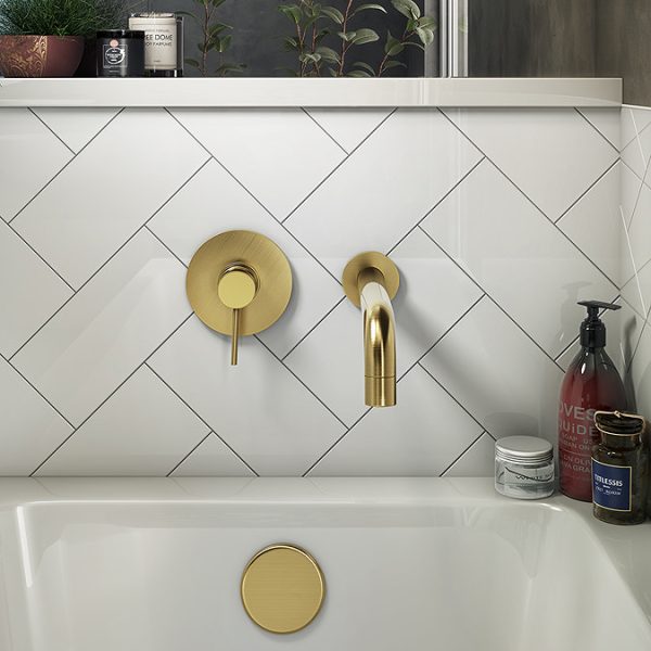 Arezzo Brushed Brass Wall Mounted Bath Spout - Image 2