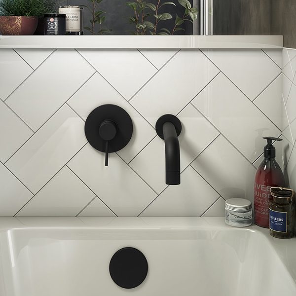 Arezzo Matt Black Wall Mounted Bath Spout - Image 3