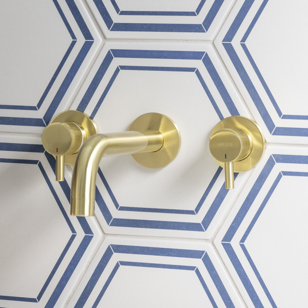 Arezzo Fluted Round Brushed Brass Wall Mounted (3TH) Bath Filler Tap