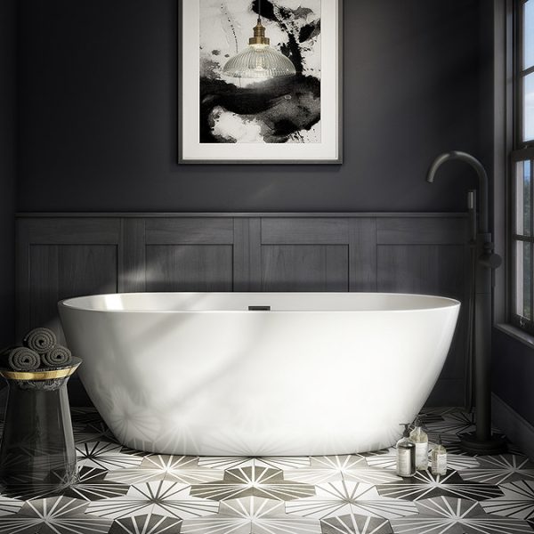 Arezzo Freestanding Modern Bath with Matt Black Waste - Image 2