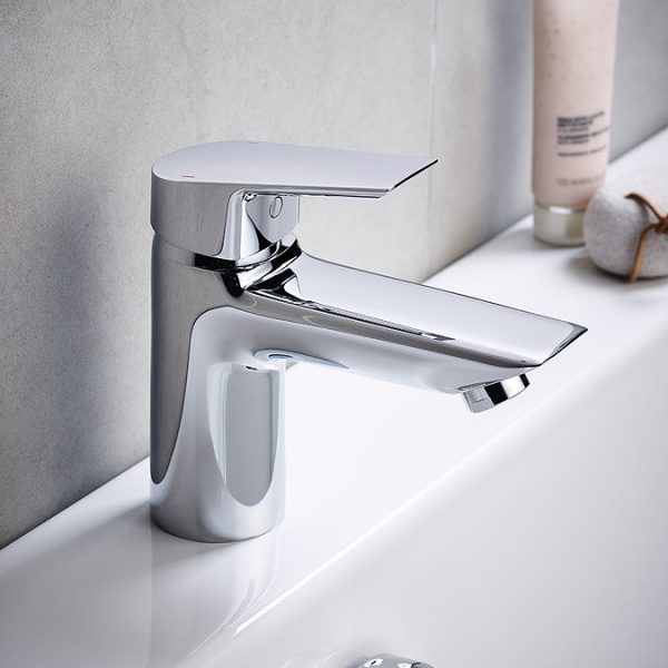 Ideal Standard Tesi 1 Hole Bath Filler - Image 3