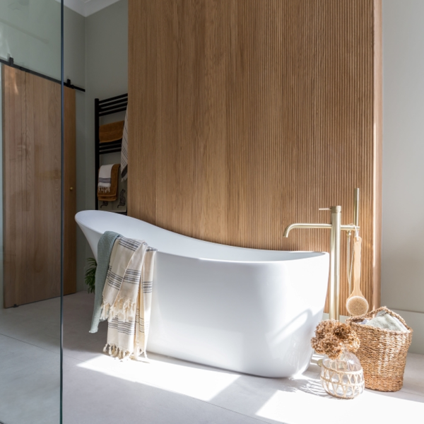 BC Designs Slipp 1590mm Modern Slipper Freestanding Bath