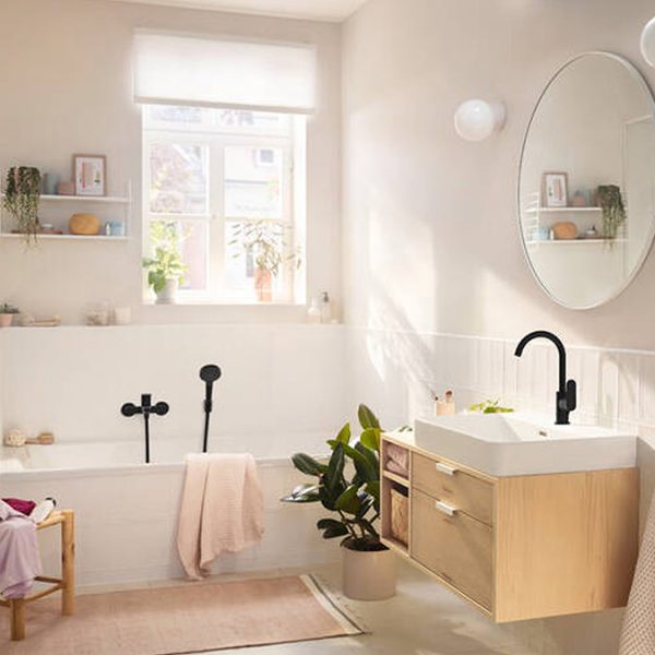 hansgrohe Rebris S Single Lever Basin Mixer 210 with Swivel Spout and Pop Up Waste - Image 3