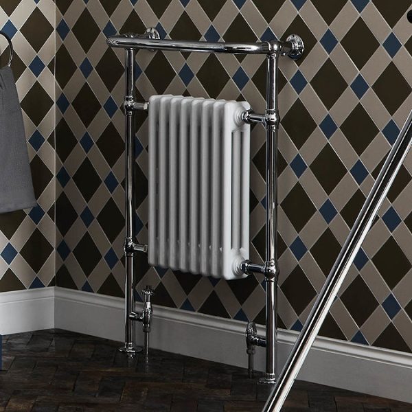 Bayswater Clifford Heated Towel Rail Radiator 965 x 673mm - Image 4