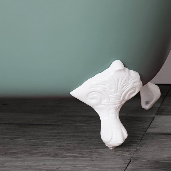 Hurlingham Dryden Cast Iron Roll Top Bath (1690x750mm) with Feet - Image 4