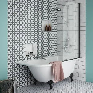 Appleby 1550 Roll Top Shower Bath with Matt Black Screen + Leg Set