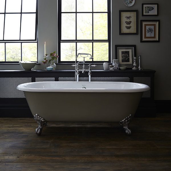 Heritage Buckingham Roll Top Cast Iron Bath (1700x770mm) with Feet - Image 4