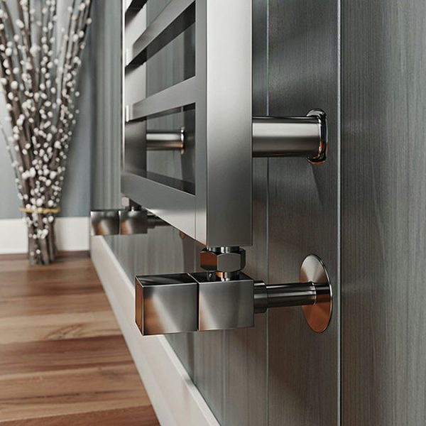 The Heating Co. Lagos Chrome 1000 x 450mm Heated Towel Rail - Image 2