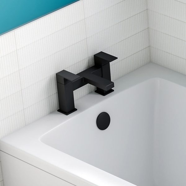 Arezzo Square Matt Black Bath Filler Tap - Image 5