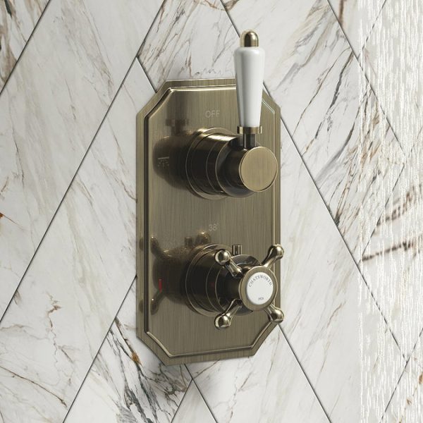 Chatsworth 1928 Antique Brass Traditional Shower with Concealed Valve + 8" AirTec Head - Image 4