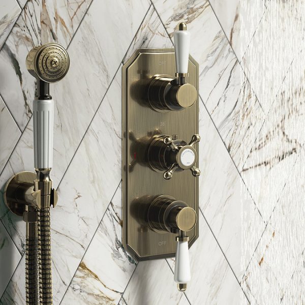 Chatsworth 1928 Antique Brass Traditional Shower with Concealed Valve, 8" AirTec Head + Handset - Image 3