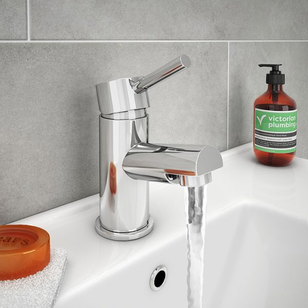 Cruze Cloakroom Mini Basin Mixer Tap   Chrome - Image 3