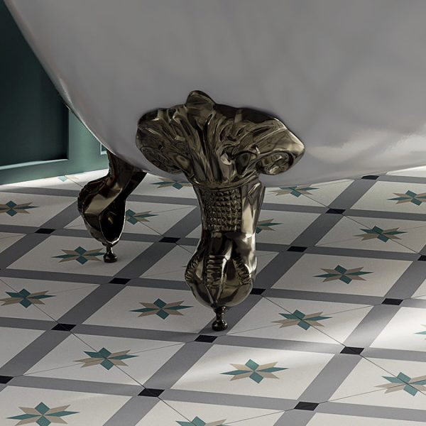 Duke 1695 Double Ended Roll Top Bath + Antique Brass Leg Set - Image 4