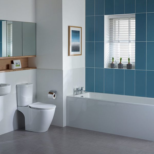 Ideal Standard Concept 1700 x 700mm 2TH Single Ended Idealform Bath - Image 2
