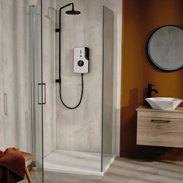 Triton ENlight Thermostatic White Electric Shower with Black UNIQ Shower Kit - Image 6