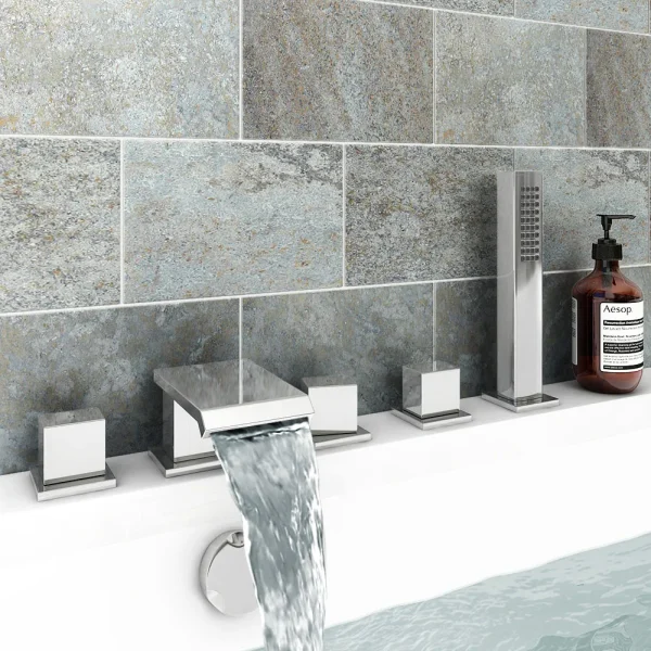 Glacier Waterfall Chrome Deck Mounted (5TH) Bath Shower Mixer Tap + Shower Kit
